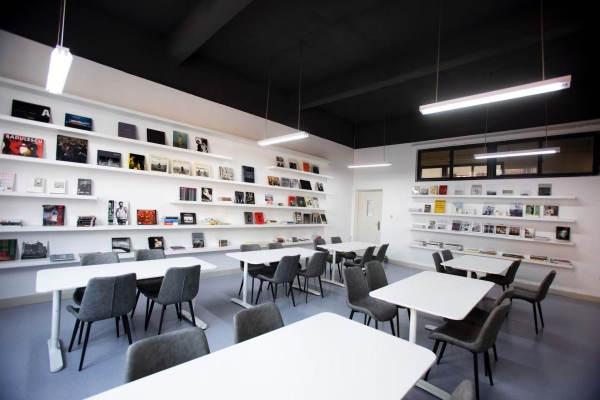 捕捉时间·穿越视觉 —— 摄影学院教师之家